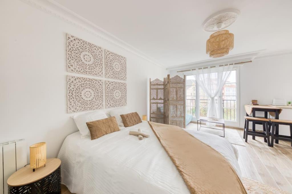 Studio Vue Direct Sur Le Port De Cergy, Parking Prive Gratuit Екстер'єр фото