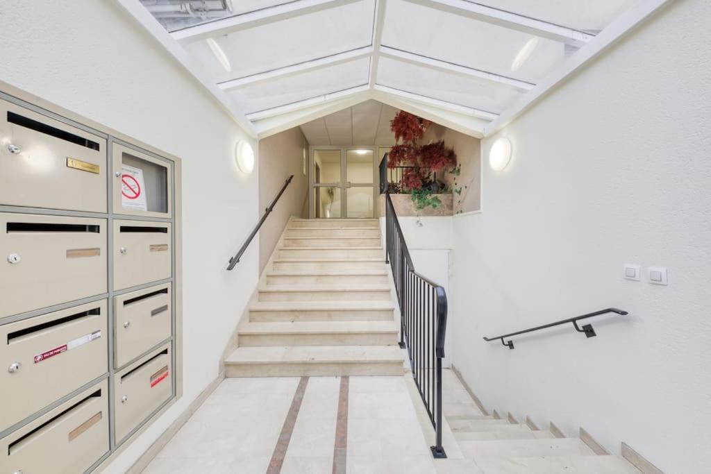 Studio Vue Direct Sur Le Port De Cergy, Parking Prive Gratuit Екстер'єр фото